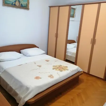 Guest house And Tomas 3*