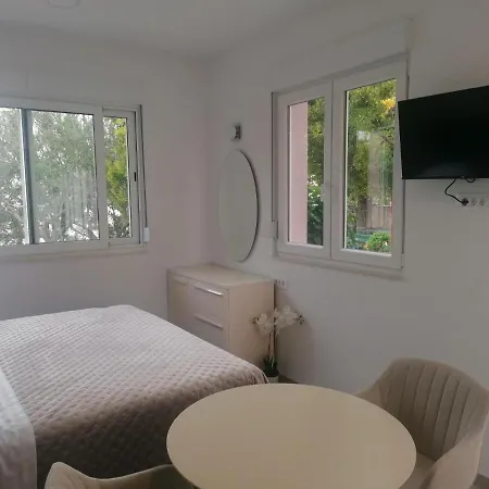 And Tomas Guest house 3*