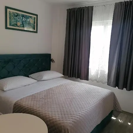 And Tomas Guest house 3*