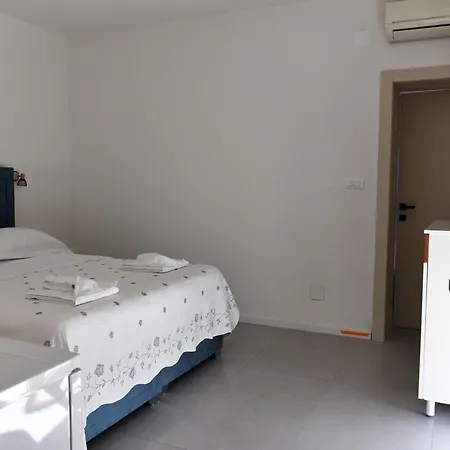 招待所 托马斯公寓及客房酒店