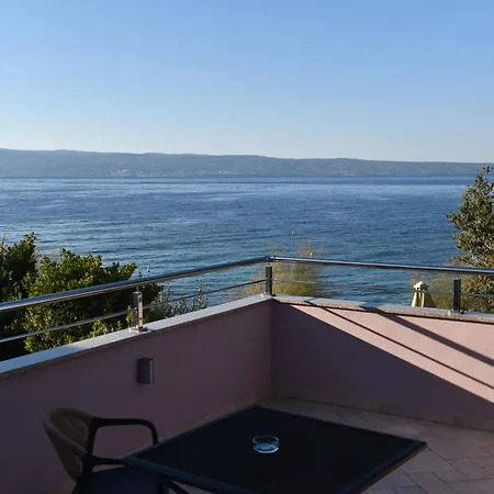 托马斯公寓及客房酒店 招待所