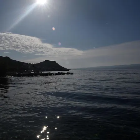 招待所 托马斯公寓及客房酒店 3*