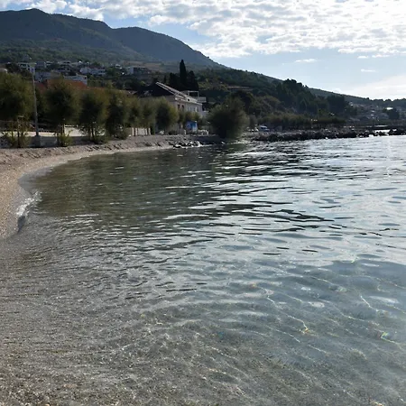 招待所 托马斯公寓及客房酒店