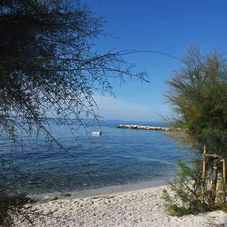 招待所 托马斯公寓及客房酒店